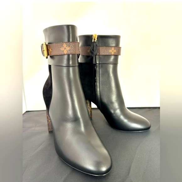 SOLD!NWT Louis Vuitton Silhouette Monogram andBlack Suede Ankle Boots - Picture 6 of 11